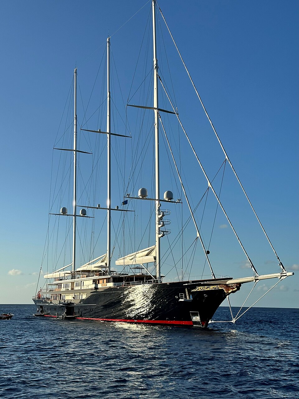 S/Y Koru at anchor